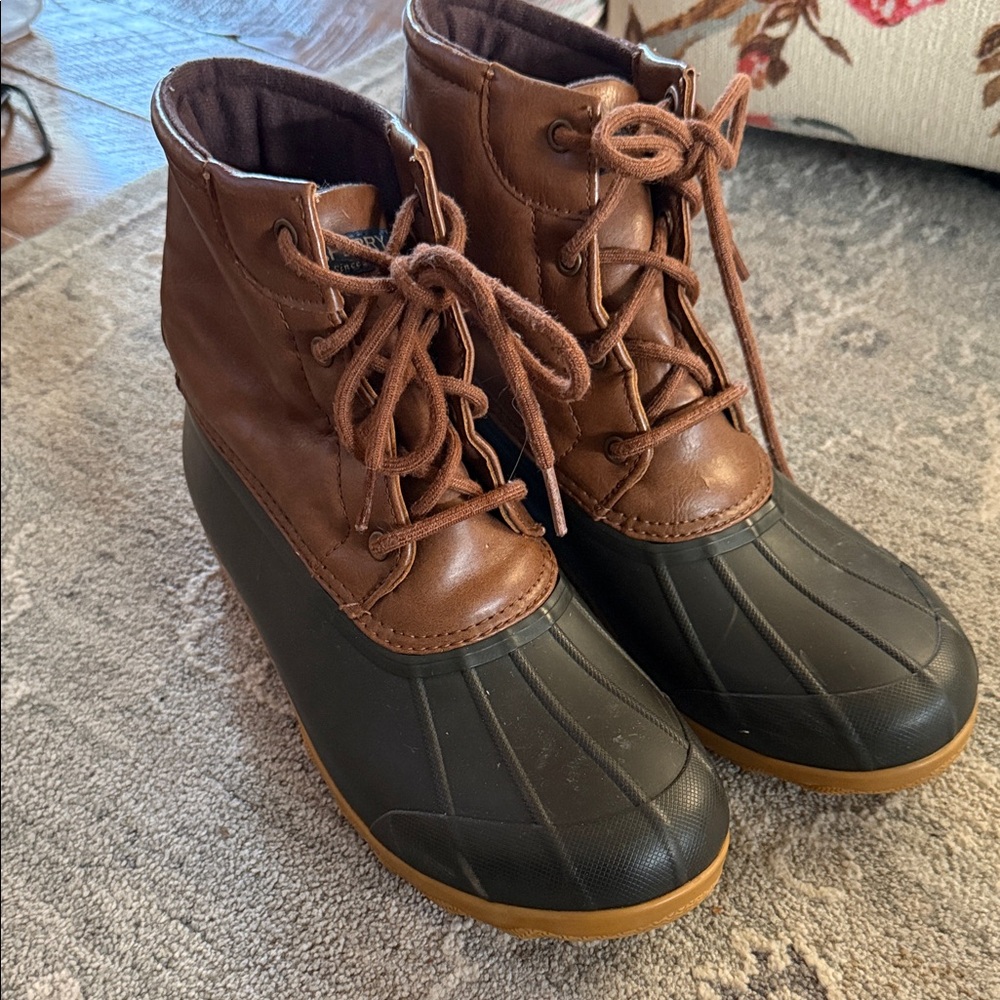 Sperry Kids Brown Duck boots